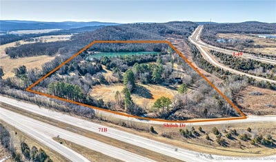 /international/us/2849-s-shiloh-dr-fayetteville-ar-110089487252/