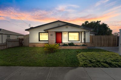 /international/us/653-south-st-hollister-ca-110103752360/