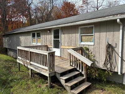 /international/us/214-kincaid-street-prosperity-wv-110103414607/