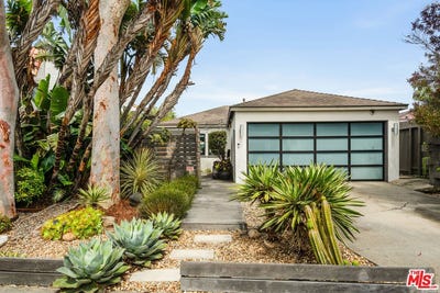 /international/us/7406-earldom-ave-playa-del-rey-ca-110108064362/