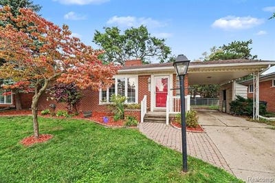/international/us/23207-norcrest-drive-st-clair-shores-mi-110120452635/