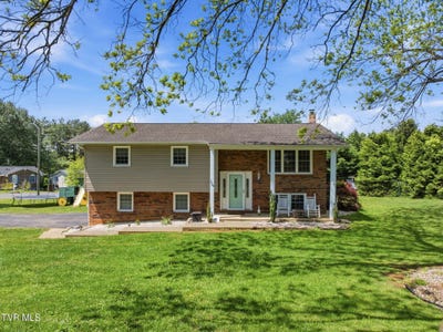 /international/us/324-bellehaven-drive-bristol-va-110107776503/