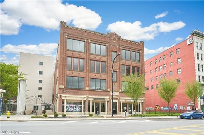 /international/us/17-23-s-main-street-akron-oh-110107721442/