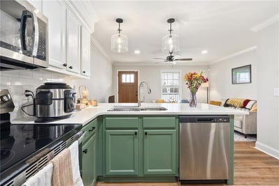 /international/us/327-n-ross-street-auburn-al-110106100892/
