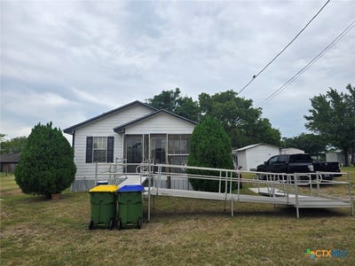 /international/us/1517-school-street-gonzales-tx-110105050792/