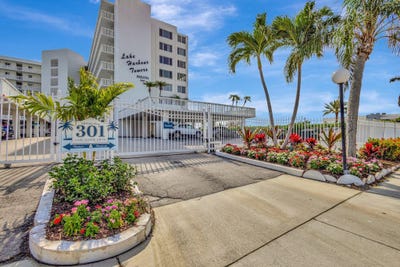 /international/us/301-lake-shore-drive-lake-park-fl-110098957676/