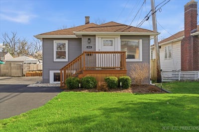 /international/us/213-w-school-street-villa-park-il-110107209905/