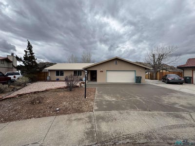 /international/us/3704-dulce-court-gallup-nm-110105867740/