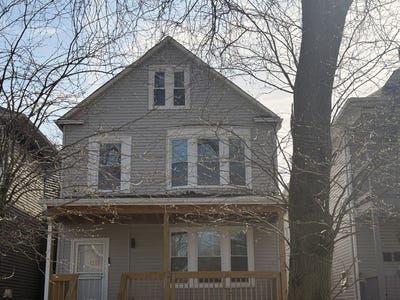 /international/us/10747-s-indiana-avenue-chicago-il-110107357166/
