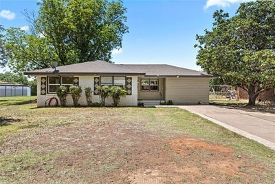 /international/us/1208-n-grant-street-cordell-ok-110108099749/