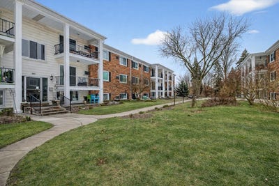 /international/us/806-w-michigan-202e-avenue-jackson-mi-110105272404/