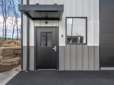 /international/us/65-speed-way-lot-4a-lake-toxaway-nc-110103117729/