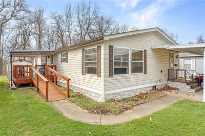 /international/us/227-c-street-sw-navarre-oh-110107055106/