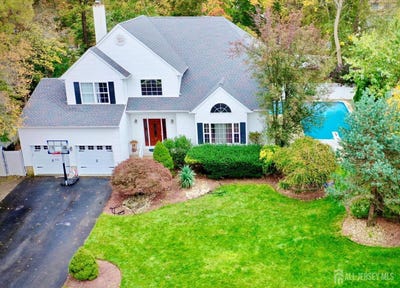 /international/us/47-avenue-g-monroe-nj-110107746405/
