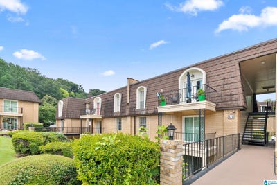 /international/us/173-old-montgomery-highway-homewood-al-110101869438/