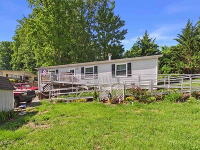 /international/us/5420-forest-circle-dublin-va-110108174779/