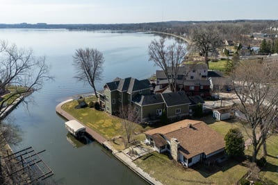 /international/us/2809-dewey-court-middleton-wi-110106984304/