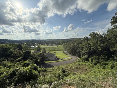 /international/us/3347-frontier-view-drive-sevierville-tn-110104020198/