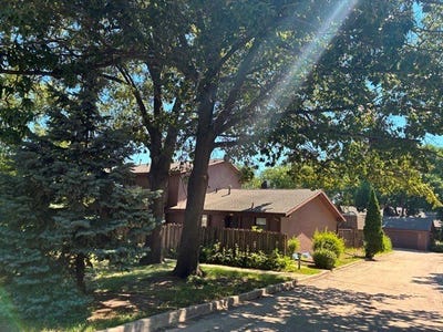 /international/us/4621-lockner-drive-urbandale-ia-110119713599/