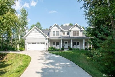 /international/us/2140-n-5-mile-road-lincoln-twp-mi-110109792221/