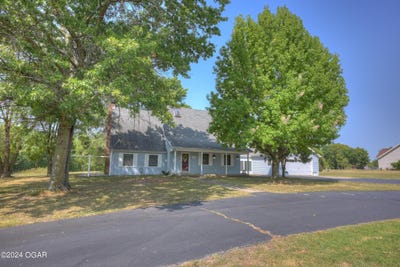 /international/us/9825-county-rd-215-webb-city-mo-110094673707/