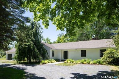 /international/us/54-robin-hill-lane-salisbury-ct-110108904142/