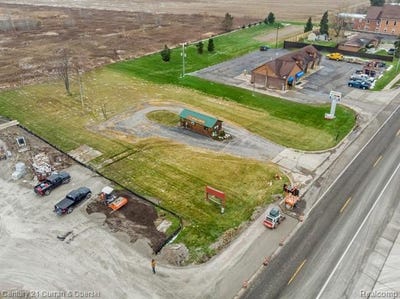 /international/us/448-e-chicago-boulevard-britton-vlg-mi-110105982019/