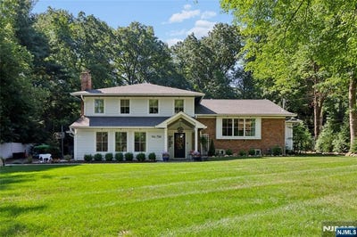 /international/us/734-willow-run-wyckoff-nj-110109491037/