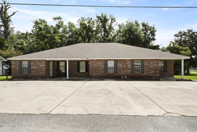 /international/us/610-w-oak-drive-gulfport-ms-110100653912/