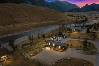 /international/us/2493-nye-road-nye-mt-110106917541/