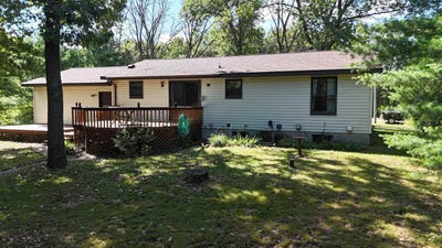 /international/us/w5686-st-marys-way-necedah-wi-110101021745/?lang=en
