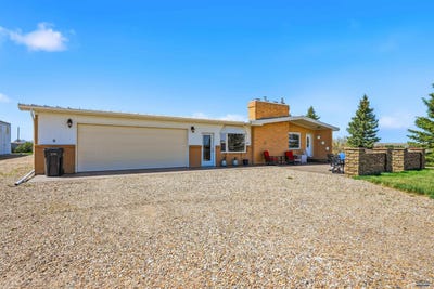 /international/us/11359-hwy-212-belle-fourche-sd-110108872187/