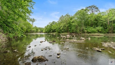 /international/us/139-rivers-edge-lane-dequeen-ar-110107376258/