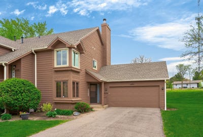 /international/us/4201-tumbleweed-trail-loves-park-il-110107635600/