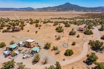 /international/us/174-harmony-abiquiu-nm-110092076797/