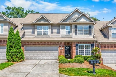 /international/us/4040-tuscany-lane-greensboro-nc-110101135848/