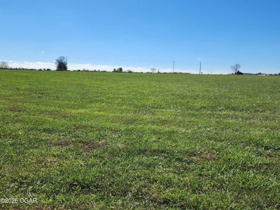 /international/us/e-central-road-lamar-mo-110109410733/