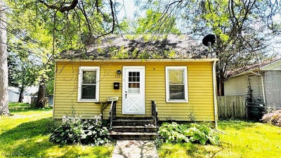 /international/us/553-purdue-avenue-elyria-oh-110100801578/