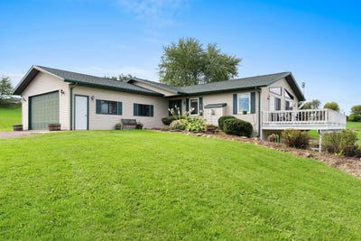 /international/us/5275-rushford-avenue-omro-wi-110110308738/
