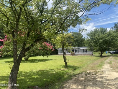 /international/us/7641-joe-brown-highway-n-bladenboro-nc-110100879118/