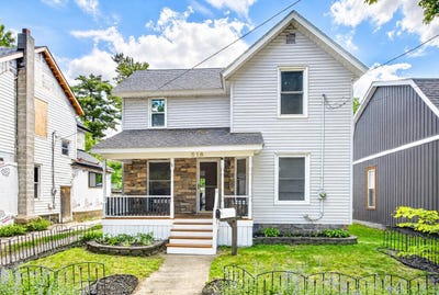 /international/us/516-w-grand-street-hastings-mi-110108492156/