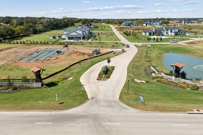 /international/us/1318-clydesdale-road-bartonville-tx-110120065066/