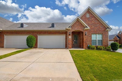 /international/us/425-valley-ranch-circle-little-rock-ar-110099639662/