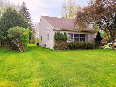 /international/us/5175-pleasant-valley-road-manitou-beach-mi-110108109266/