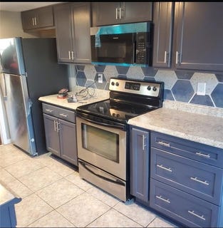 /international/us/6354-shannon-parkway-union-city-ga-110097163124/