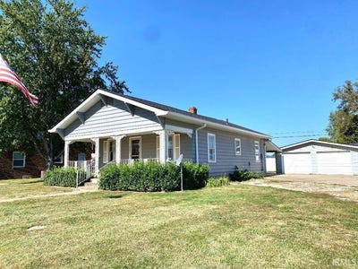 /international/us/1030-a-st-ne-linton-in-110120667293/