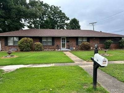 /international/us/534-carroll-street-sikeston-mo-110108982333/