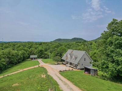 /international/us/436-coffman-branch-road-hustonville-ky-110099956875/