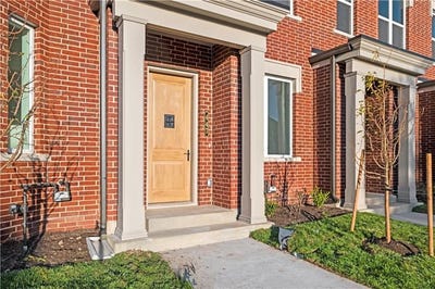 /international/us/447-sw-longview-boulevard-lee-s-summit-mo-110087421459/