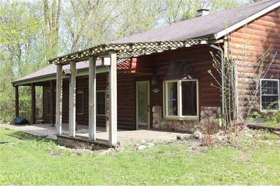 /international/us/5938-123rd-street-nw-silver-creek-twp-mn-110107882312/